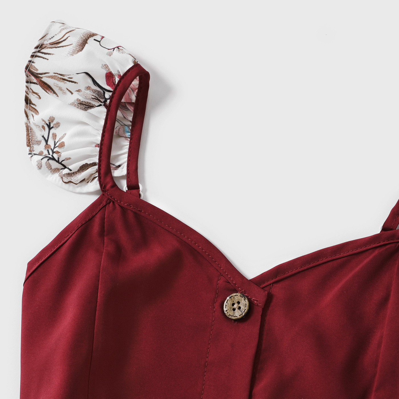 Family Matching Solid V Neck Button Up Spaghetti Strap Splicing Floral Print Dresses and Short-sleeve T-shirts Sets WineRed